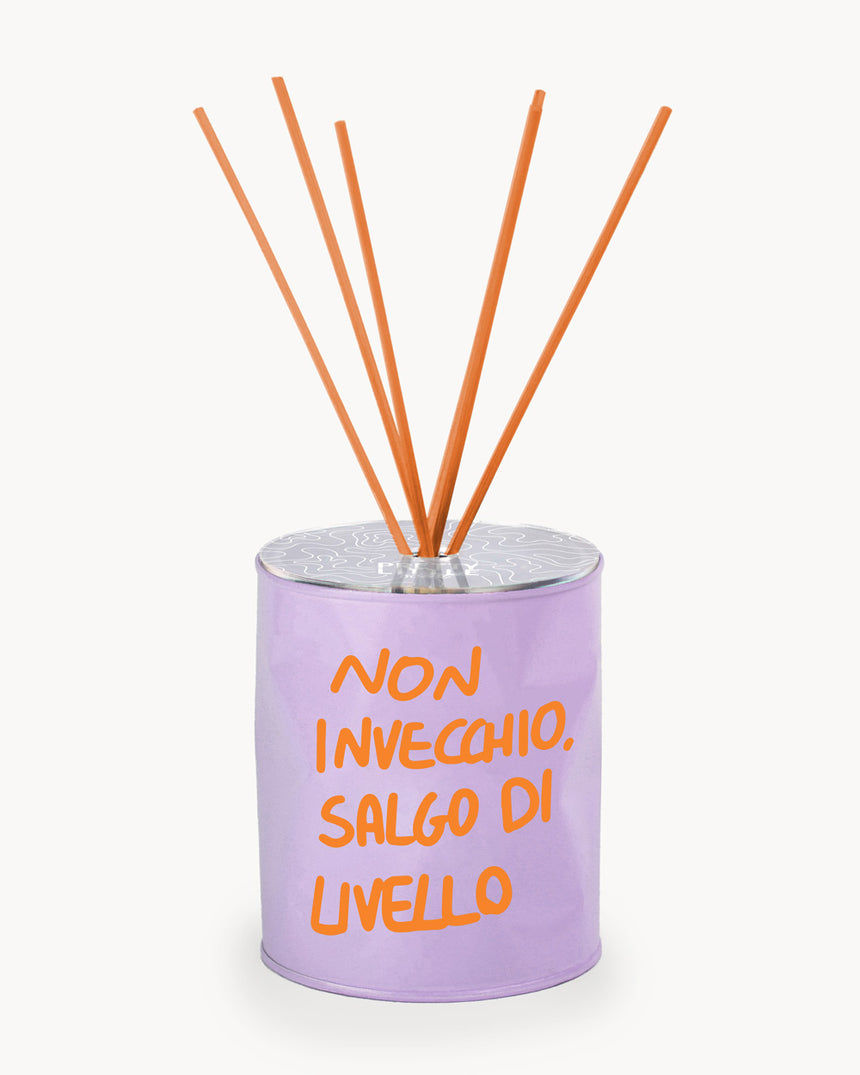 Profumatore - "Non invecchio, salgo di livello" - Lilla