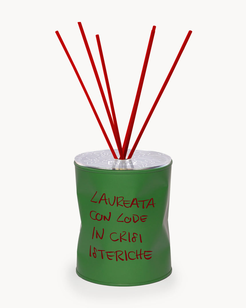 Profumatore - "Laureata con lode e..."