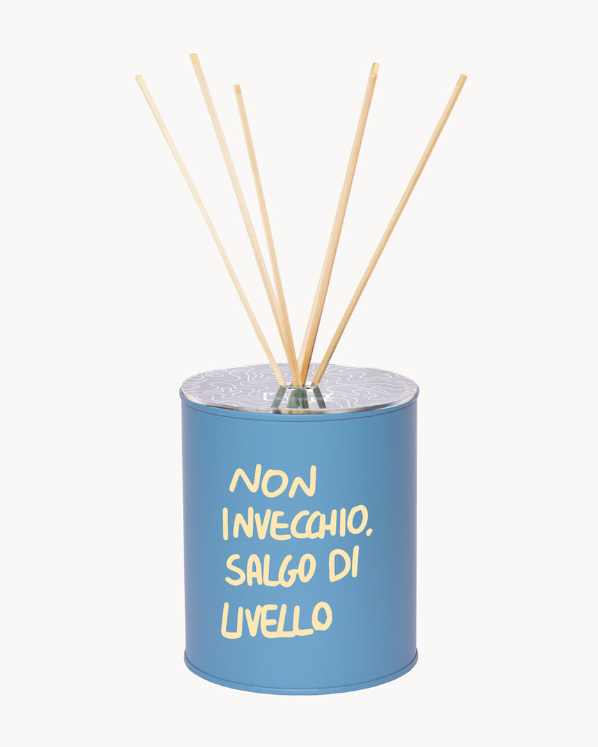 Profumatore - “Non invecchio, salgo di livello” - Polvere