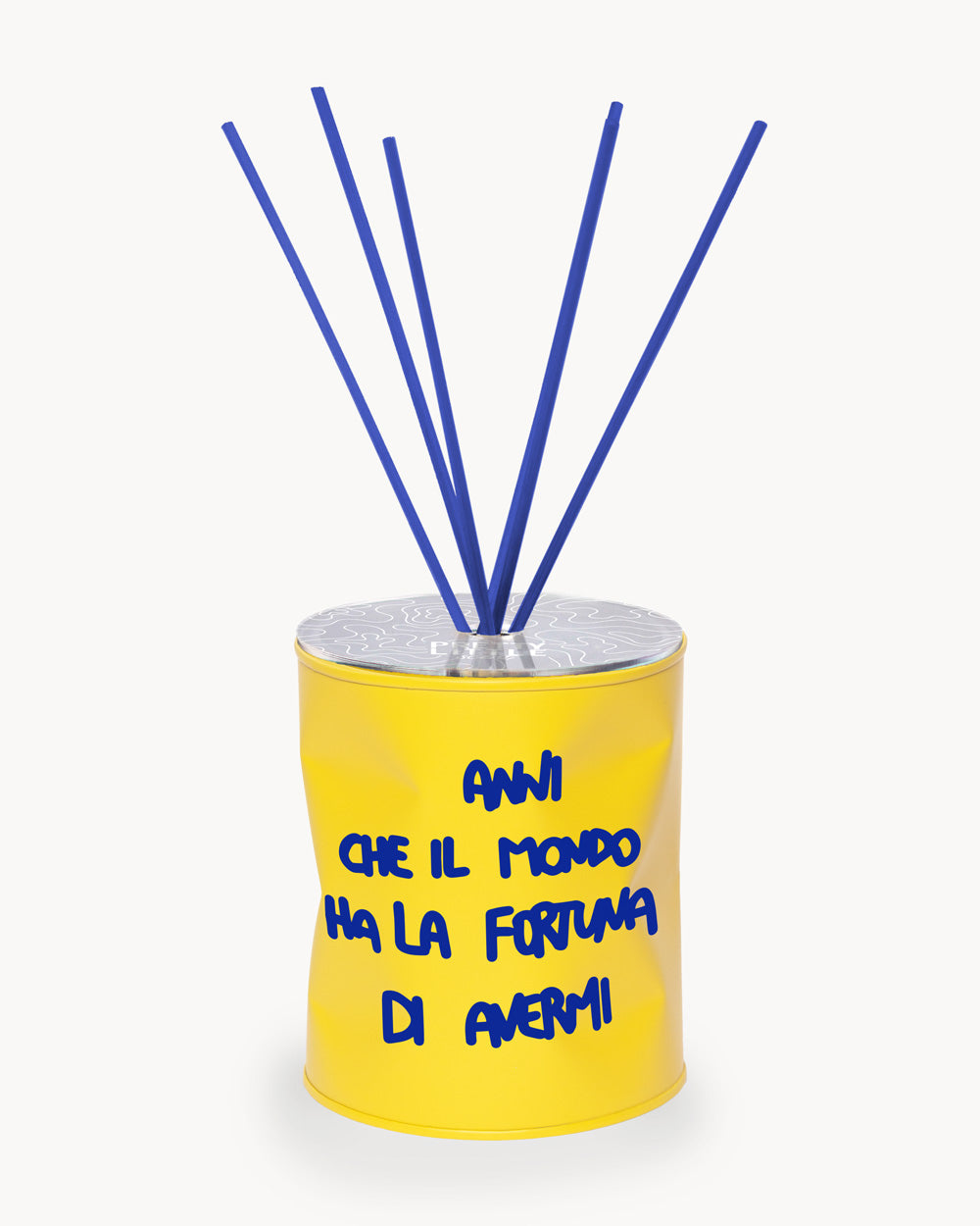 Profumatore - “Il mondo ha la fortuna di avermi”